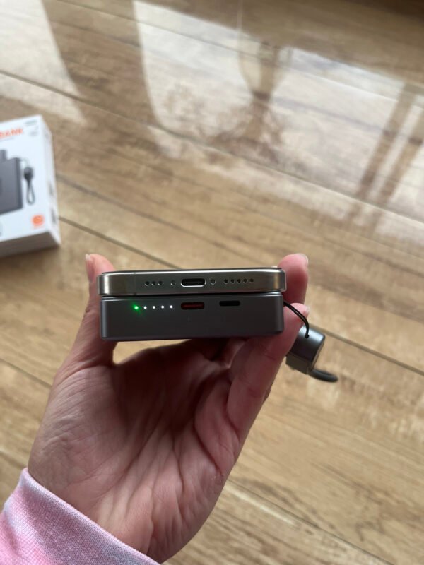 Bateria externa extra duración – Carga inalámbrica y por cable - Image 2