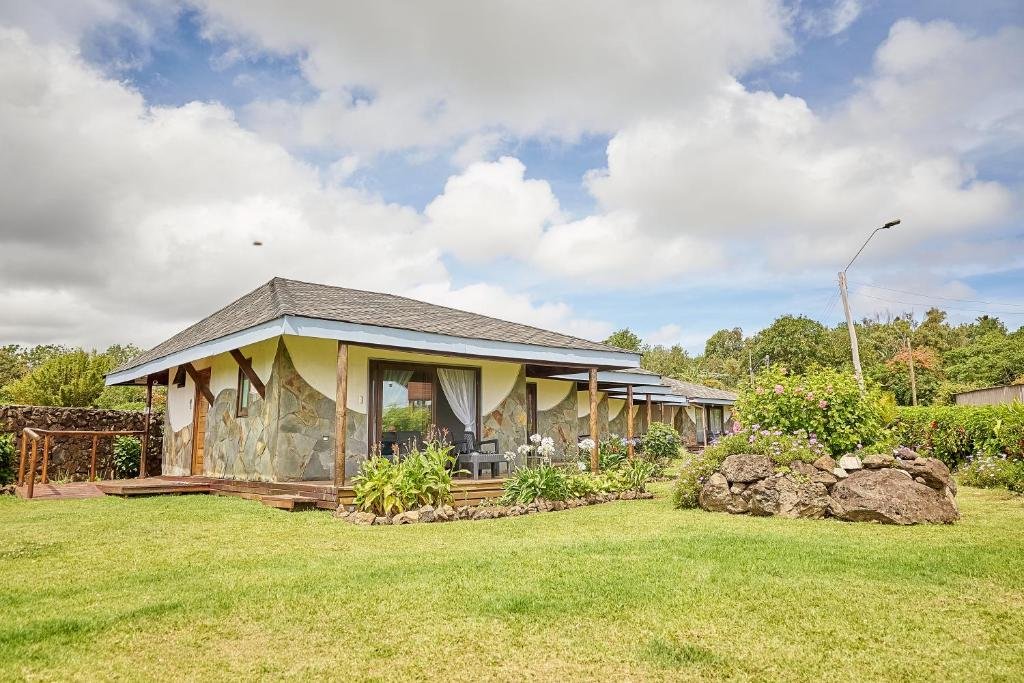 Fachada de las habitaciones del Takarua Lodge